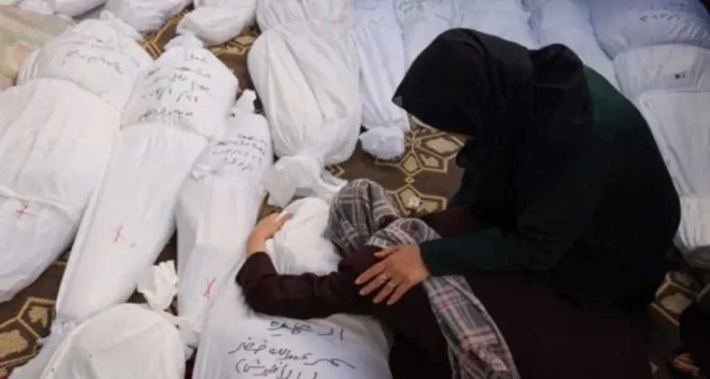 حماس: استمرار ارتقاء الشهداء في غزة يؤكد وهم الحديث عن جهود السلام وخطط الإعمار