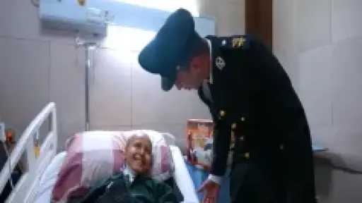 الشرطة تشارك المرضى والأيتام وكبار السن احتفال  بشهر رمضان المعظم