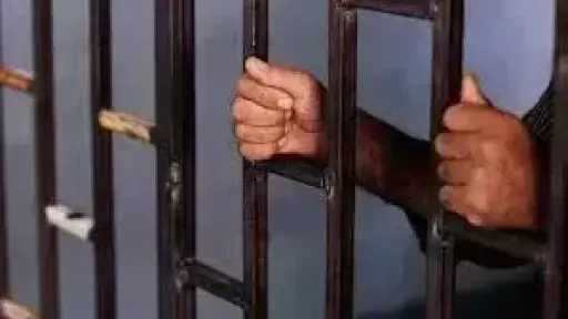 حادث دهس بدراجة نارية يصيب 3 سيدات في طهطا بسوهاج