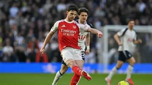 أرسنال يكتسح توتنهام برباعية في ديربي لندن ويعزز... أرسنال يكتسح توتنهام برباعية في ديربي لندن ويعزز صدارة البريميرليج