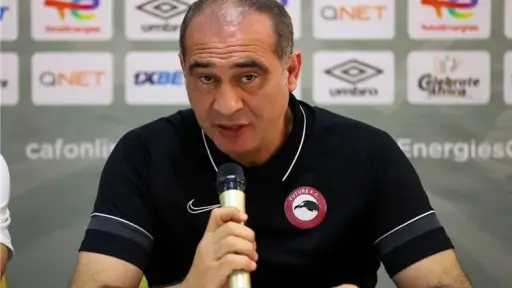 بعد هزيمة الطلائع.. علي ماهر مطلب جماهيري لتدريب الأهلي