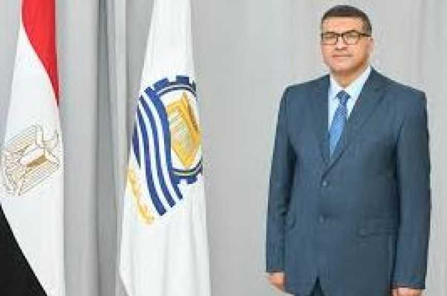 محافظ قنا: تطوير منظومة الإنارة يأتي على رأس أولويات العمل الميداني