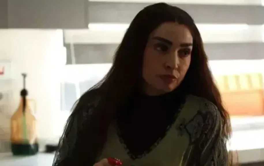 روجينا تنصدم بخبر زواج أنور.. الحلقة 6 من مسلسل حد أقصى