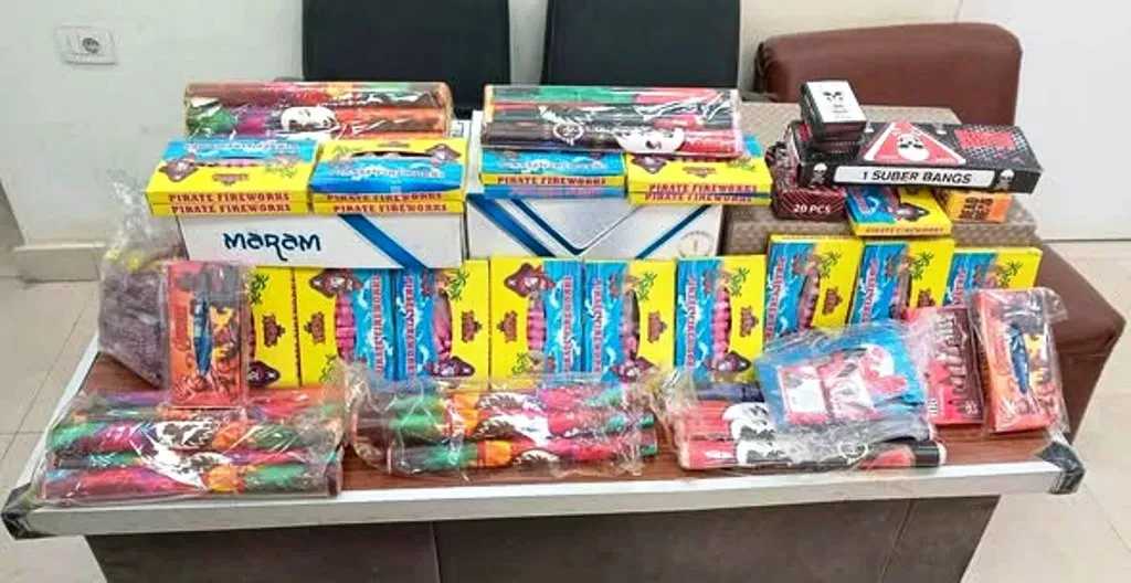 ضبط 55 ألف لعبة نارية مجهولة المصدر في سوهاج ضمن حملات تموينية مكثفة