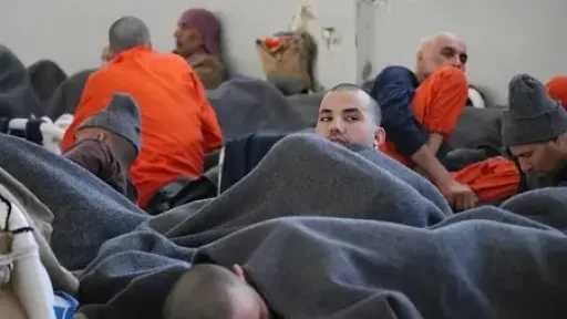 العراق يدعو دول العالم إلى تسلم رعاياها من سجناء داعش