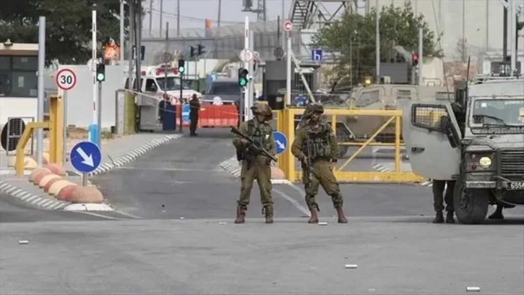 بزعم محاولة تنفيذ عملية دعس.. الاحتلال يغلق عددا من مداخل بيت لحم