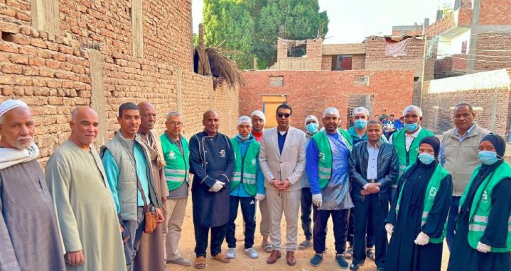 نائب محافظ الأقصر يتفقد مطبخ الجمعية الخيرية الإسلامية