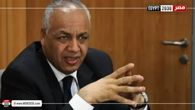 مصطفى بكري ينعى شيخ الإذاعيين فهمي عمر.. رمز الصعيد الوطني الجسور