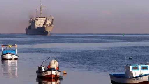 كندا تقدم مساعدات غذائية لكوبا مع استمرار حصار الوقود الأمريكي