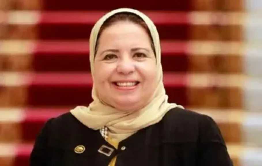 طلب إحاطة بشأن خطة وزارة التعليم لسد العجز في أعداد الأخصائيين الاجتماعيين بالمدارس