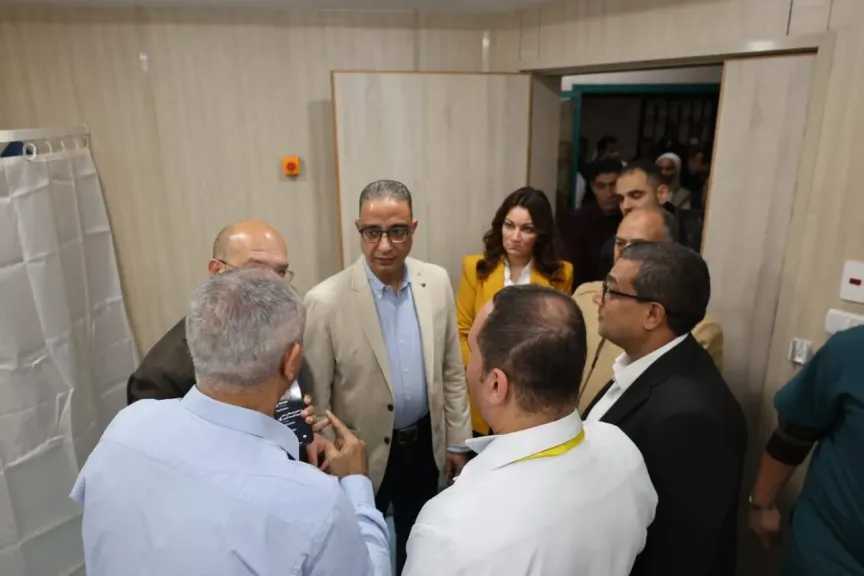 محافظ الجيزة يتفقد مستشفى البدرشين المركزي ومركز طب الأسرة بدهشور