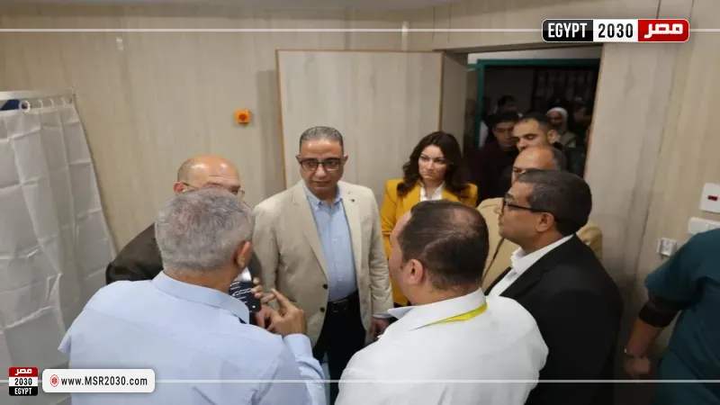 جانب من جولة المحافظ