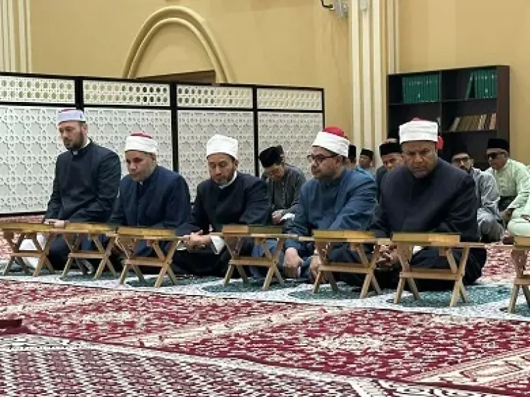 من باكستان إلى الصومال.. احتفالات عالمية باليوم العالمي للأزهر