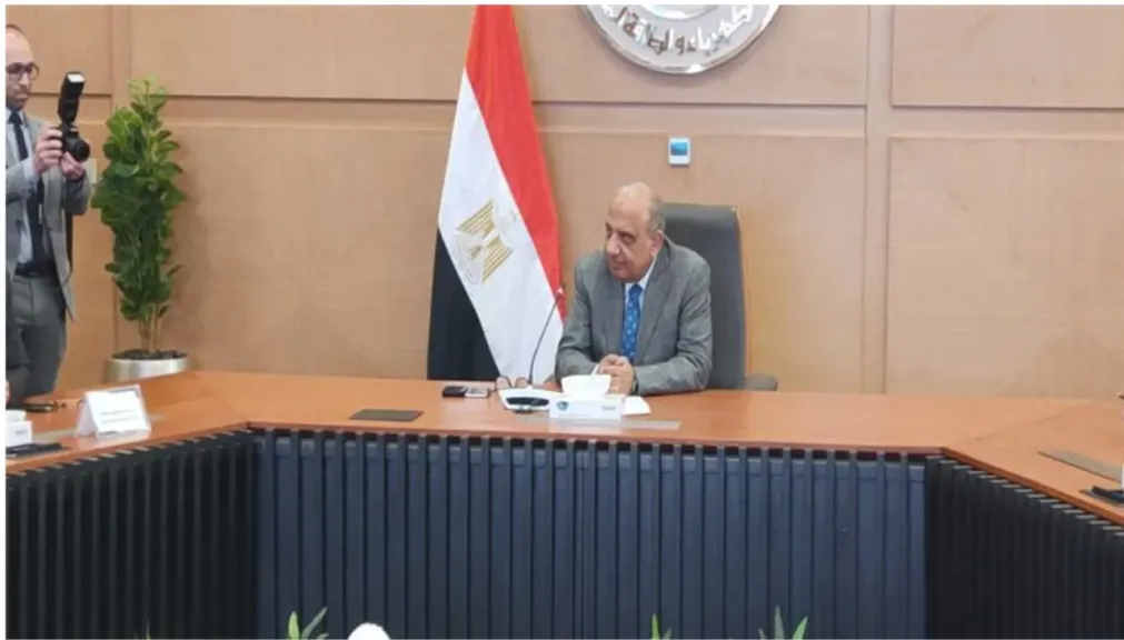 وزير الكهرباء