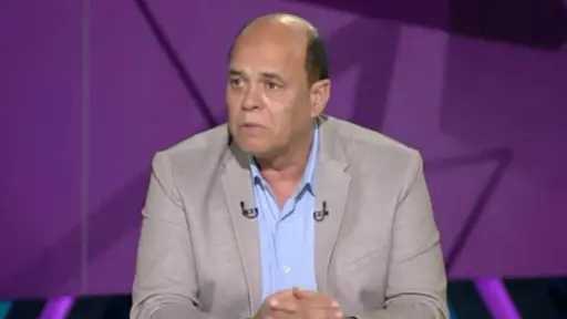 هشام يكن يكشف أسرار مسيرته ويقيم لاعبي مصر الحاليين
