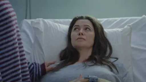 يسرا اللوزي تحاول الانتحار في الحلقة العاشرة من «كان ياما كان» بعد أزمة منزلها