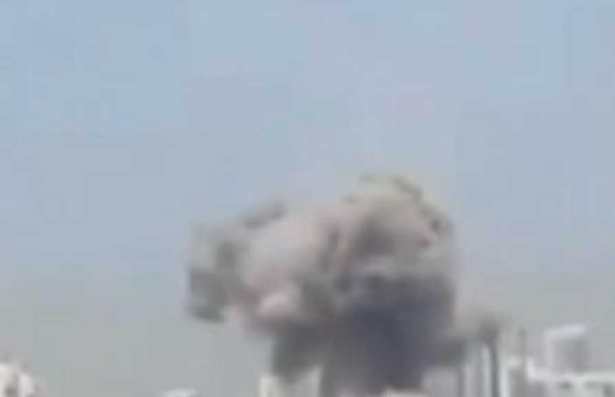 رويترز نقلا عن شهود: دوي انفجار هائل في العاصمة الإماراتية أبوظبي