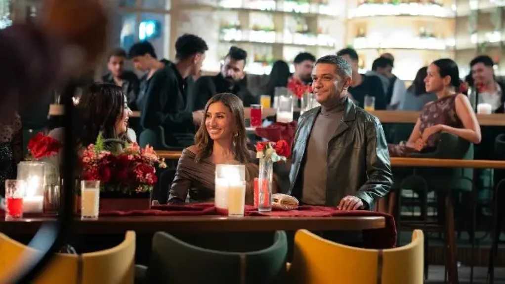 دينا الشربيني وآسر ياسين ينفيان شائعات الخلاف حول تتر «اتنين غيرنا»