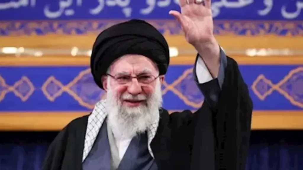 إيران تعلن الحداد لمدة 40 يوما بعد مقتل المرشد الأعلى