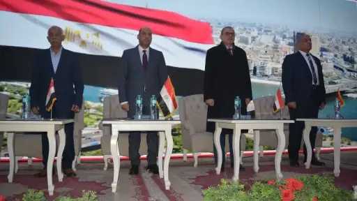 وزير العمل يفتتح المرحلة الثانية من تطوير المؤسسة... وزير العمل يفتتح المرحلة الثانية من تطوير المؤسسة الثقافية العمالية و”مسرح النصر”