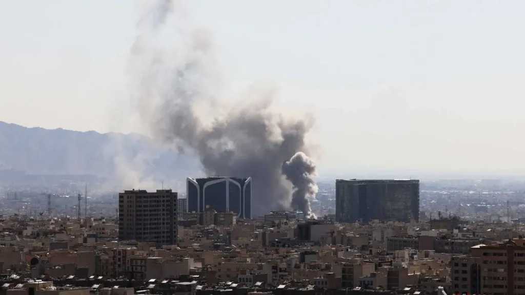 جيش الاحتلال الإسرائيلي يعلن تدمير مقر القيادة العامة لقوى الأمن الداخلي في إيران