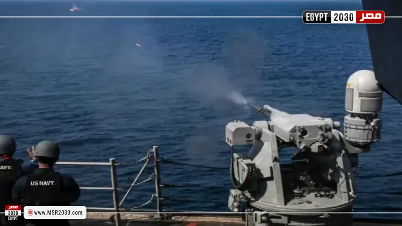 القيادة المركزية الأمريكية تعلن إغراق فرقاطة إيرانية في خليج عمان