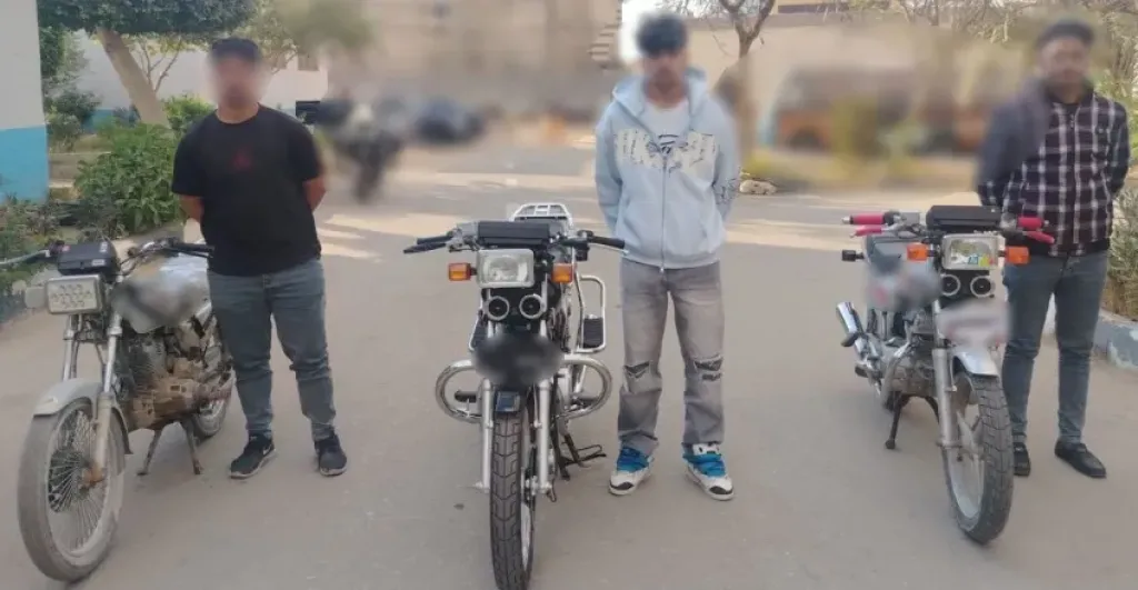 المتهمين 