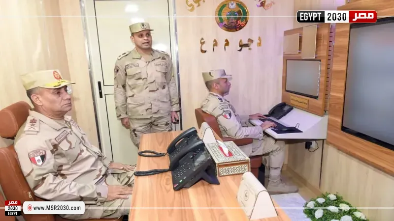وزير الدفاع يتفقد الجاهزية القتالية للمنطقة المركزية العسكرية