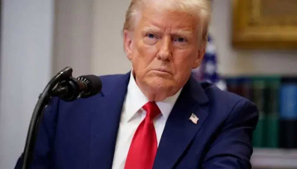 ترامب: دمرنا إلى حد كبير مقر البحرية الإيرانية