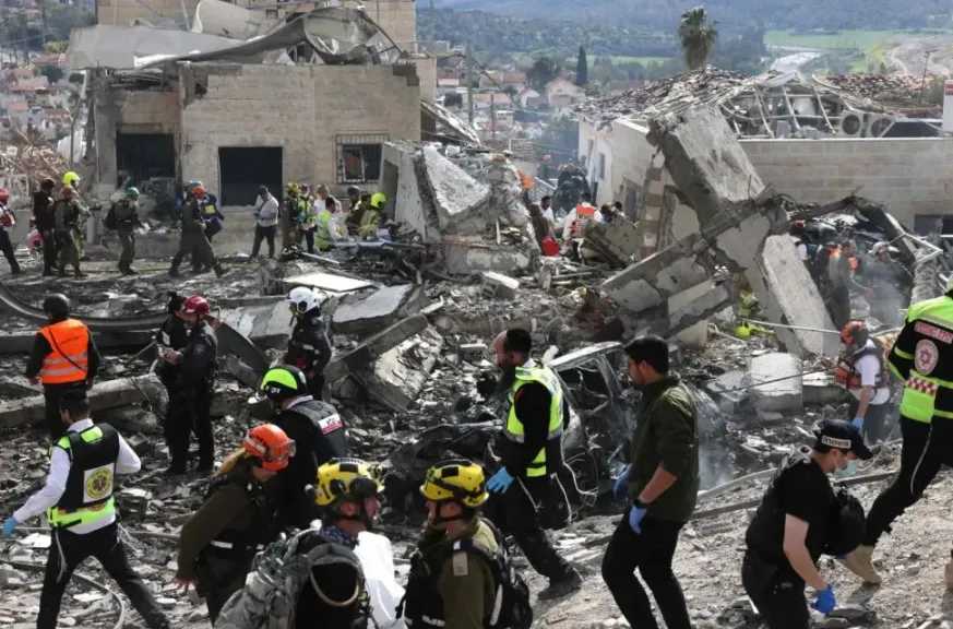 الإسعاف الإسرائيلي يؤكد سقوط 6 إصابات على الأقل في هجوم صاروخي إيراني بالقدس