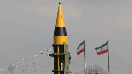 وزير الحرب الأمريكي: إيران تمتلك قدرات هجومية بعيدة المدى.. والأمر لن ينتهي بين عشية وضحاها