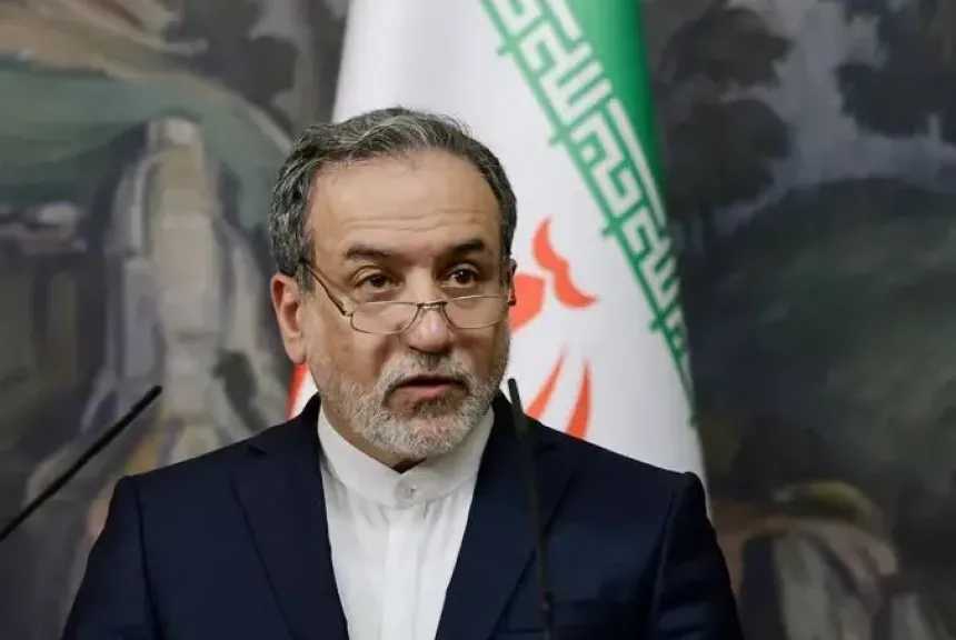 وزير خارجية إيران: القواعد الأمريكية بالمنطقة أهداف مشروعة لنا.. ولا نعادي دول الجوار