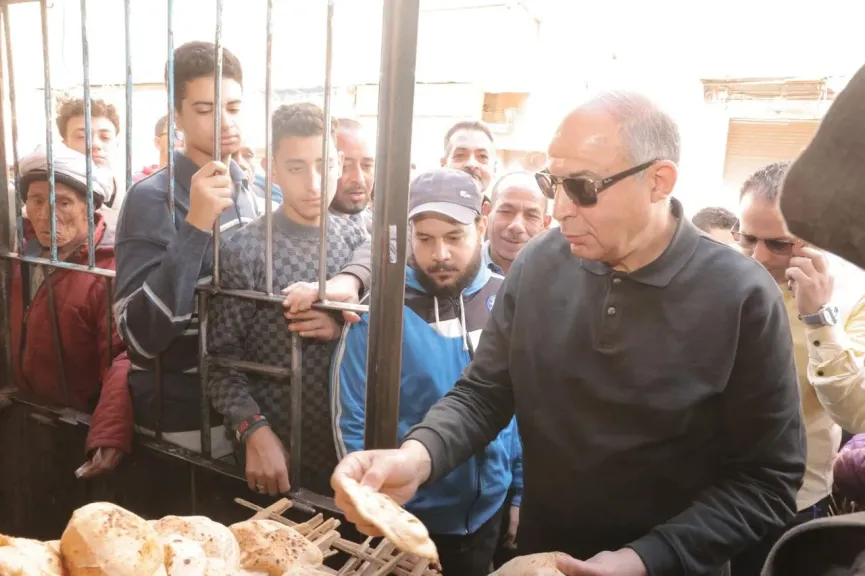 جولة لمحافظ المنيا بالمخابز