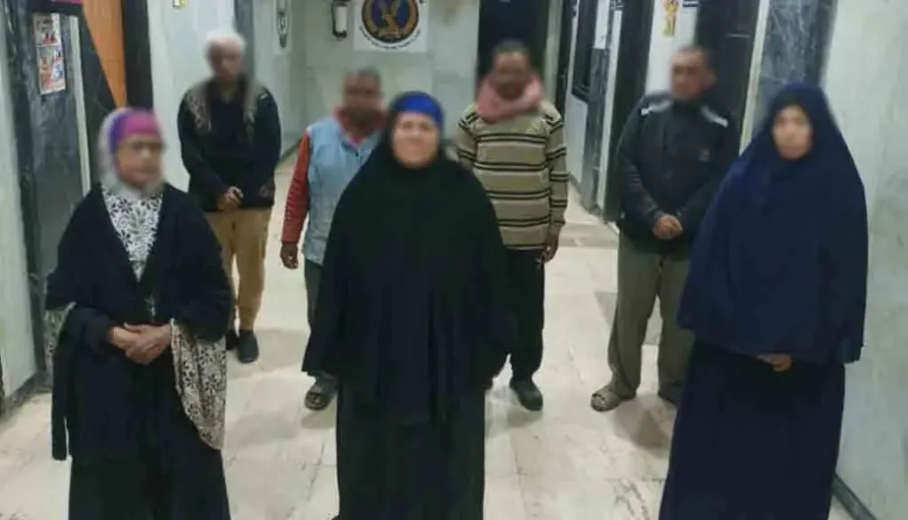 المتهمين 