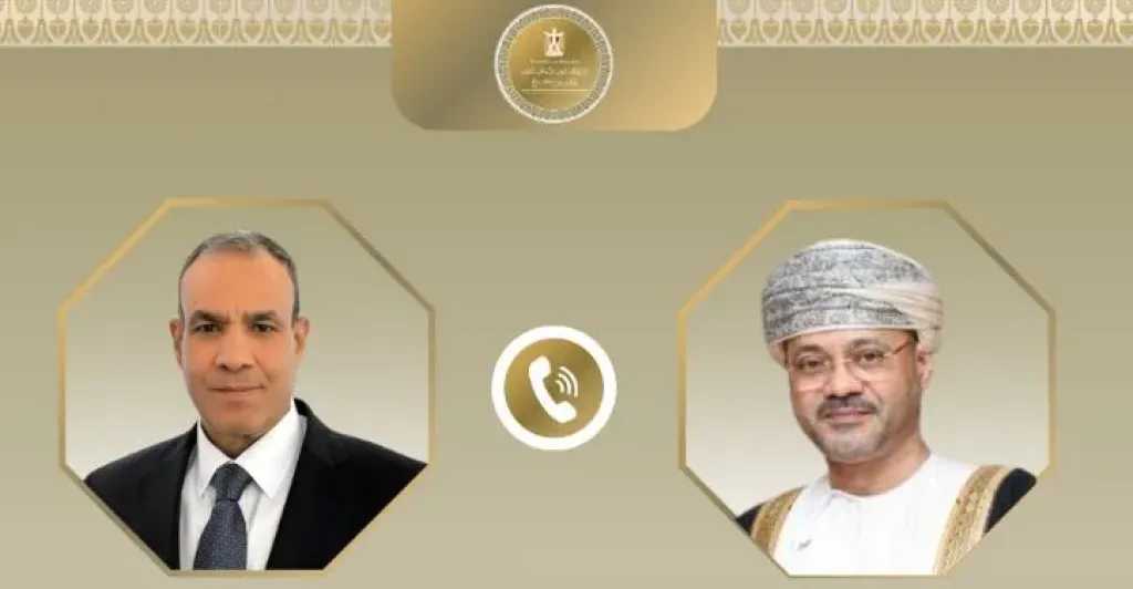 وزير الخارجية يبحث مع نظيره العماني مستجدات الأوضاع الإقليمية وسبل احتواء التصعيد