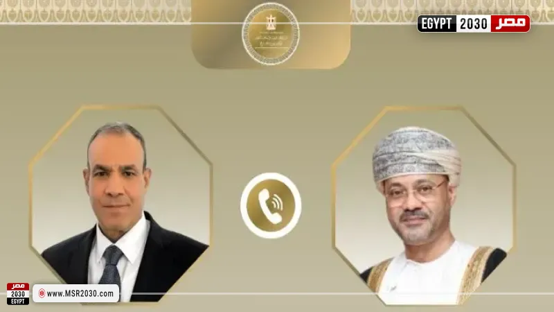 وزير الخارجية يبحث مع نظيره العماني مستجدات الأوضاع الإقليمية وسبل احتواء التصعيد
