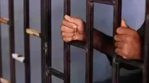 حبس عاطل 4 أيام لسرقة سيارة بالإكراه بالهرم