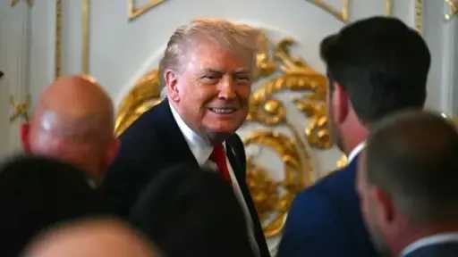 بعضهم يطالب بعزل ترامب من منصبه.. نجوم بهوليود... بعضهم يطالب بعزل ترامب من منصبه.. نجوم بهوليود يدينون حرب أمريكا على إيران