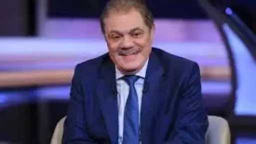 رئيس الوفد يكلف حسين منصور بتقديم مقترح لتشكيل اتحاد المهنيين