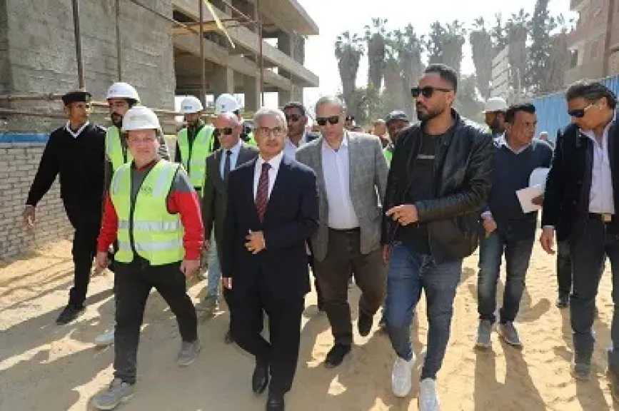 محافظ بني سويف يتابع تطوير مستشفى ببا ويوجه بتقرير شهري لنسب التنفيذ