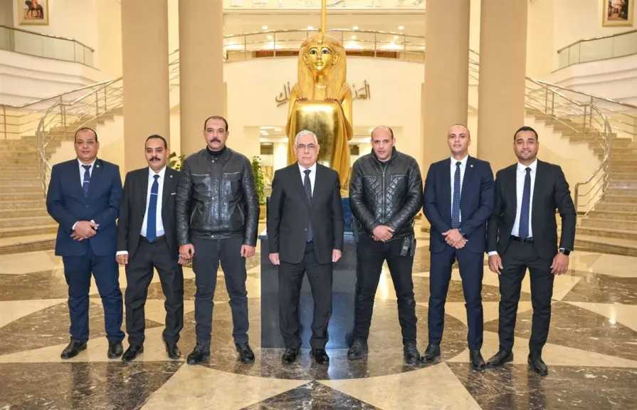 النائب العام يشارك موظفي السكرتارية وأفراد الحراسة مأدبة إفطار رمضان بالنيابة العامة