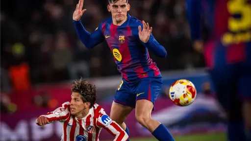 برشلونة يهزم أتلتيكو بثلاثية ويودع كأس ملك إسبانيا من نصف النهائي