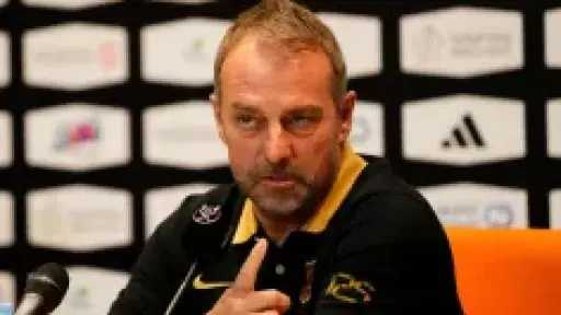 فليك يكشف كواليس الإقصاء.. فخر بالأداء وصدمة إصابات تضرب برشلونة