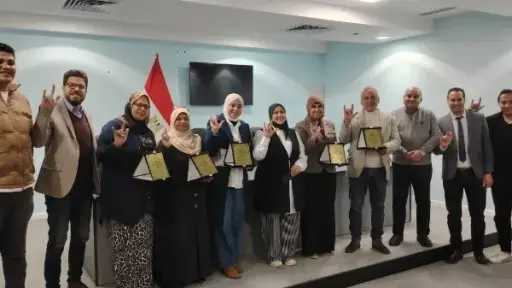 الرعاية الصحية تُطلق مبادرة «رهن إشارتك» لتعليم لغة الإشارة لمنتسبيها بمحافظة السويس