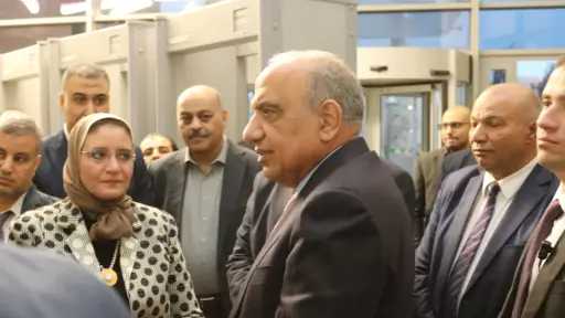 وزير الكهرباء يشارك العاملين بالمركز القومي للتحكم فى... وزير الكهرباء يشارك العاملين بالمركز القومي للتحكم فى الطاقة إفطارهم ويتابع سير العمل