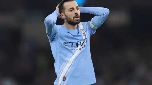 برناردو سيلفا ينتقد إهدار الفرص بعد تعادل مانشستر سيتي أمام نوتينجهام