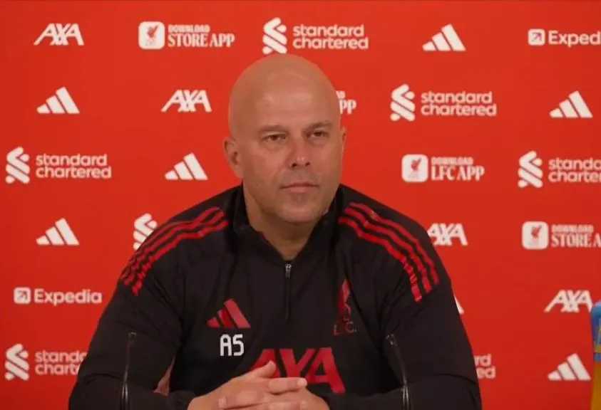 قبل مواجهة وولفرهامبتون.. سلوت يكشف أسباب تراجع فعالية هجوم ليفربول