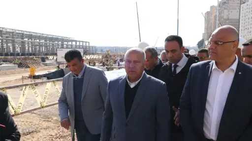 وزير النقل يتفقد مواقع ومسار ومحطات المرحلة الأولى من مترو الإسكندرية