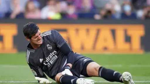 إغراءات سعودية تهدد بقاء كورتوا مع ريال مدريد قبل نهاية عقده