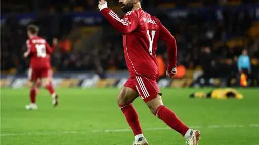 ميك براون: مستقبل جاكبو في ليفربول مرتبط بمصير محمد صلاح